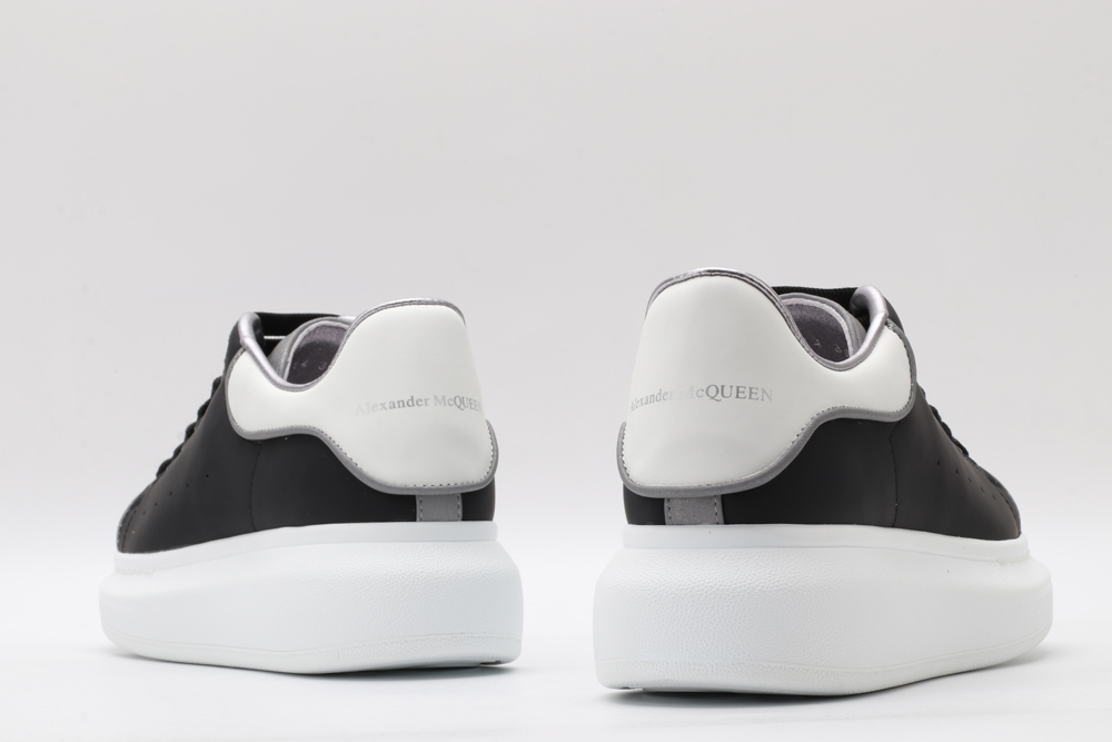 A*exander M*queen Sneaker