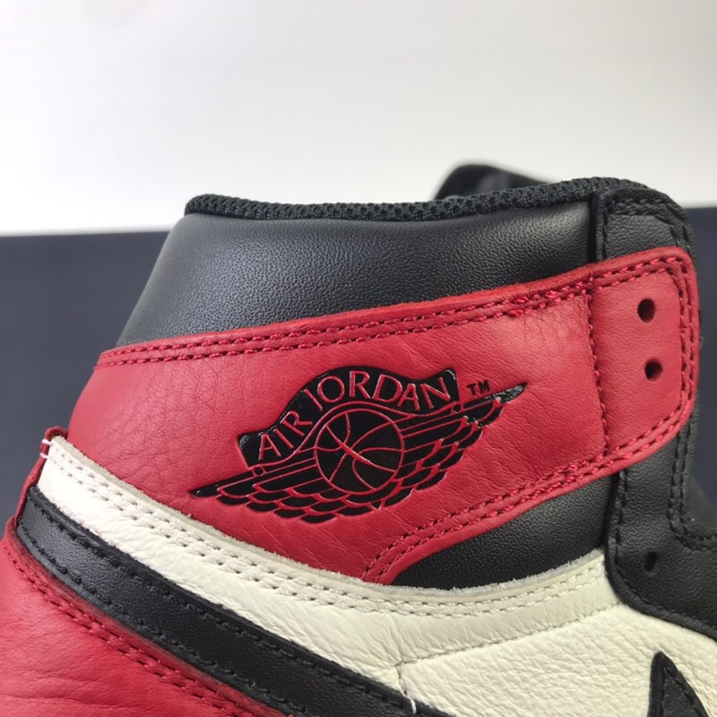 Air Jordan 1 Bred Toe 555088-610