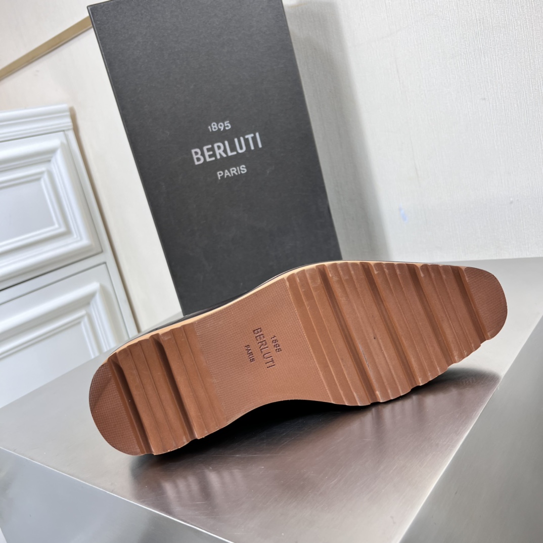 Men B*erluti Top Loafer