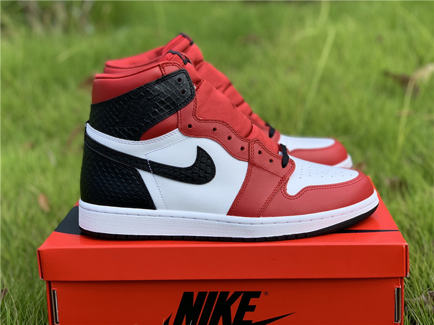 Air Jordan 1 WMNS “Satin Snake” CD0461-601