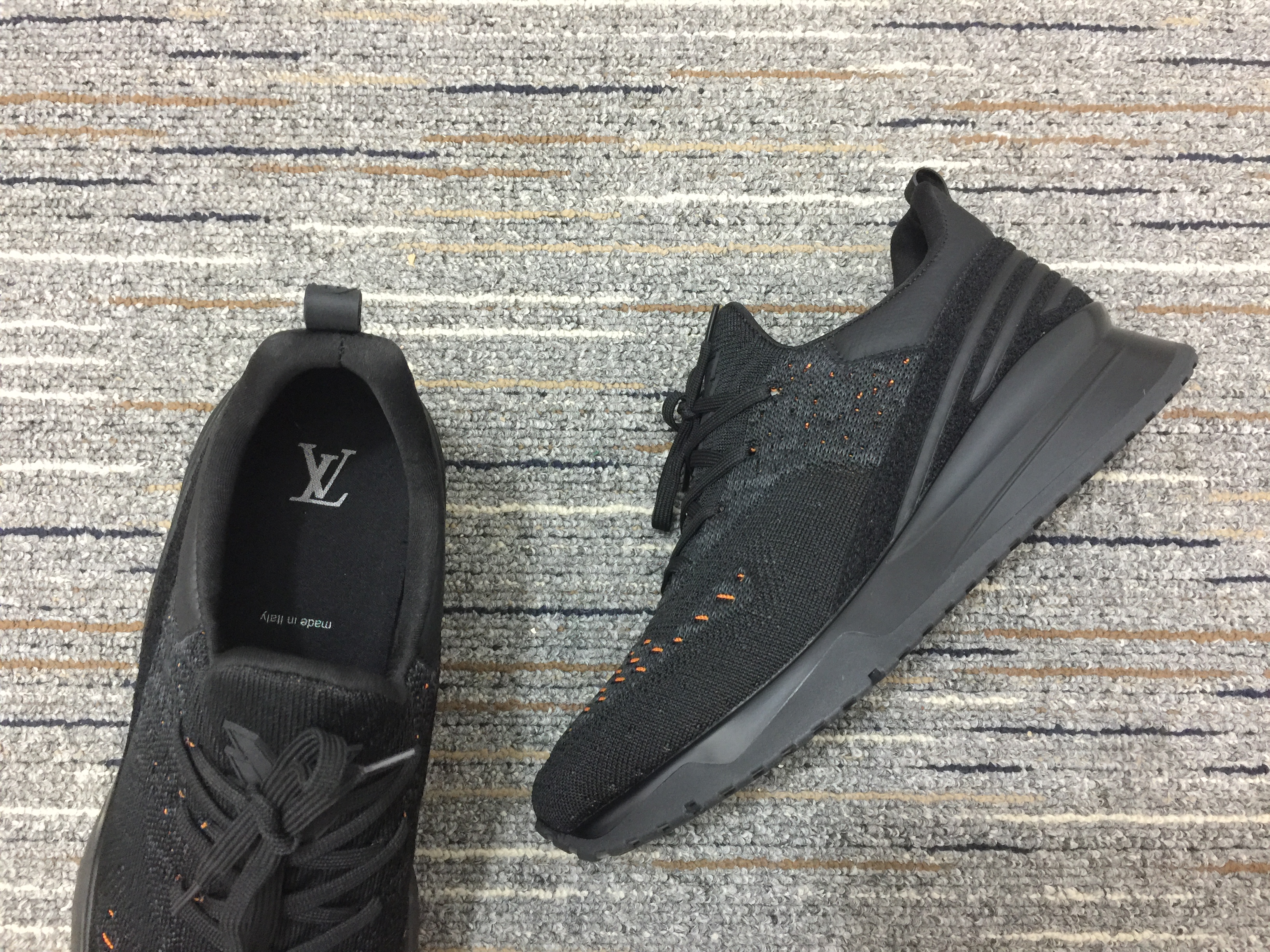 Men L*ouis V*uitton VNR Top Sneakers