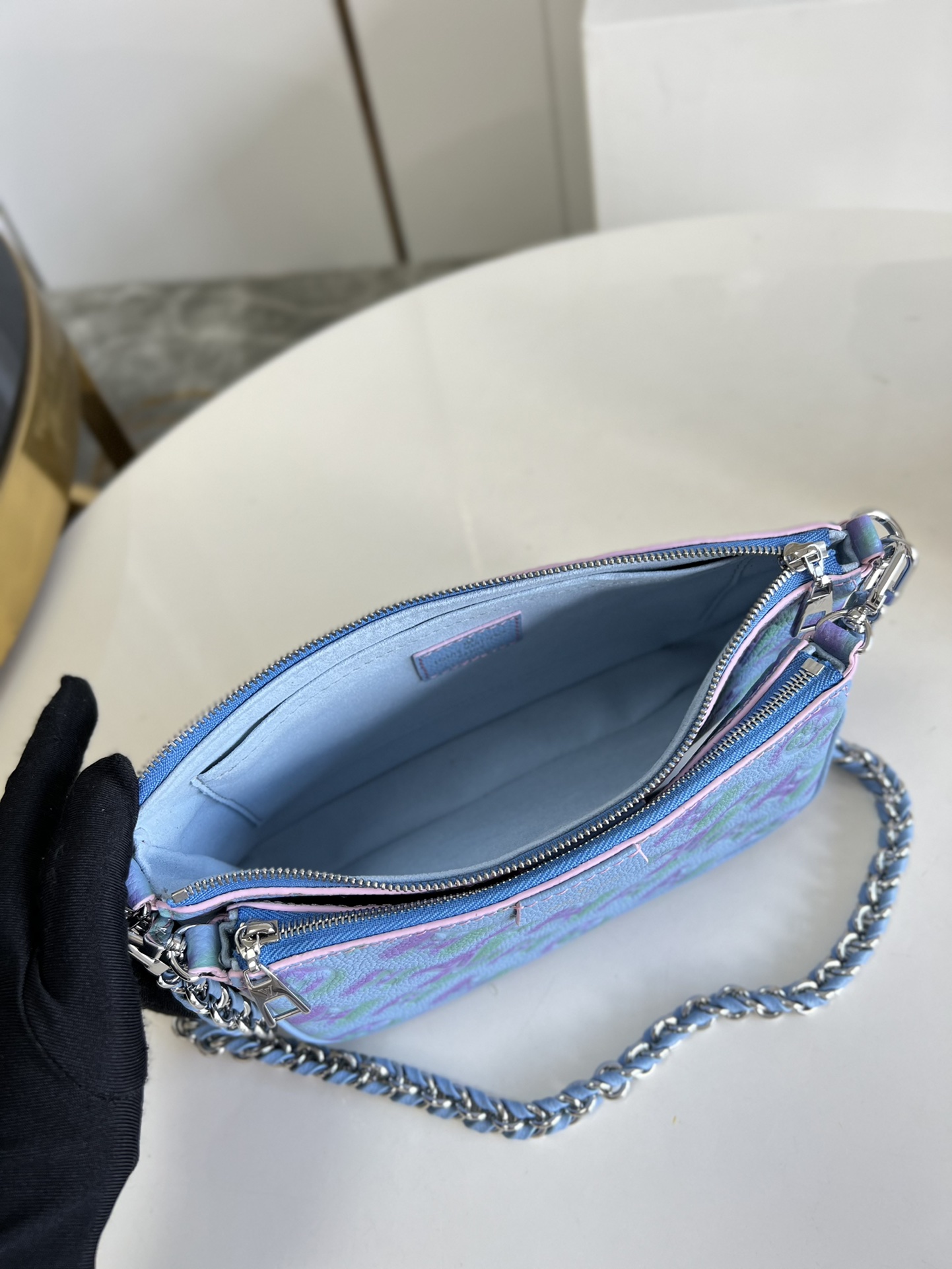 L*ouis V*uitton Top Bag 24*13.5*4CM