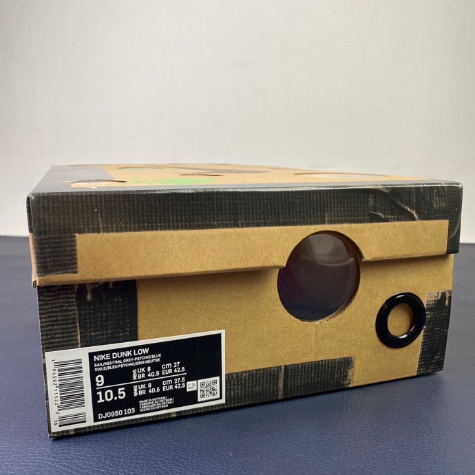 from O*ff-W*hite x Nike Dunk Low