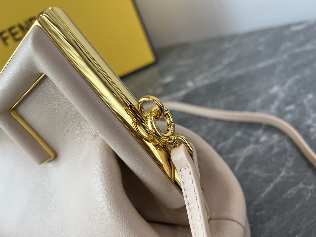 F*endi Bag Top Quality 25*9*18CM