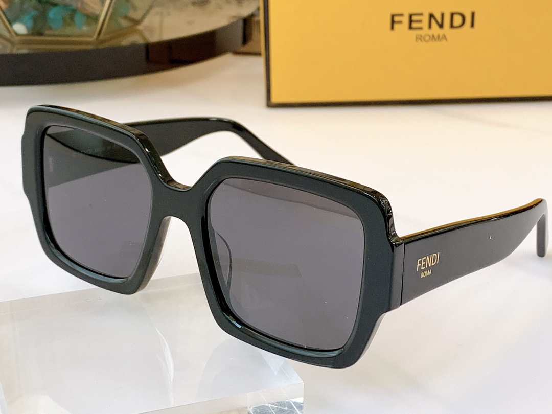 F*endi Glasses Top