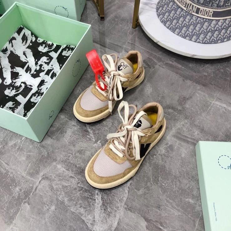 Men Women O*ff W*hite Sneaker