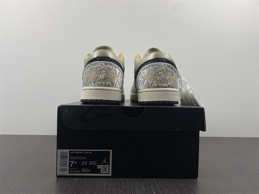 Air Jordan 1 Low DV1762-001