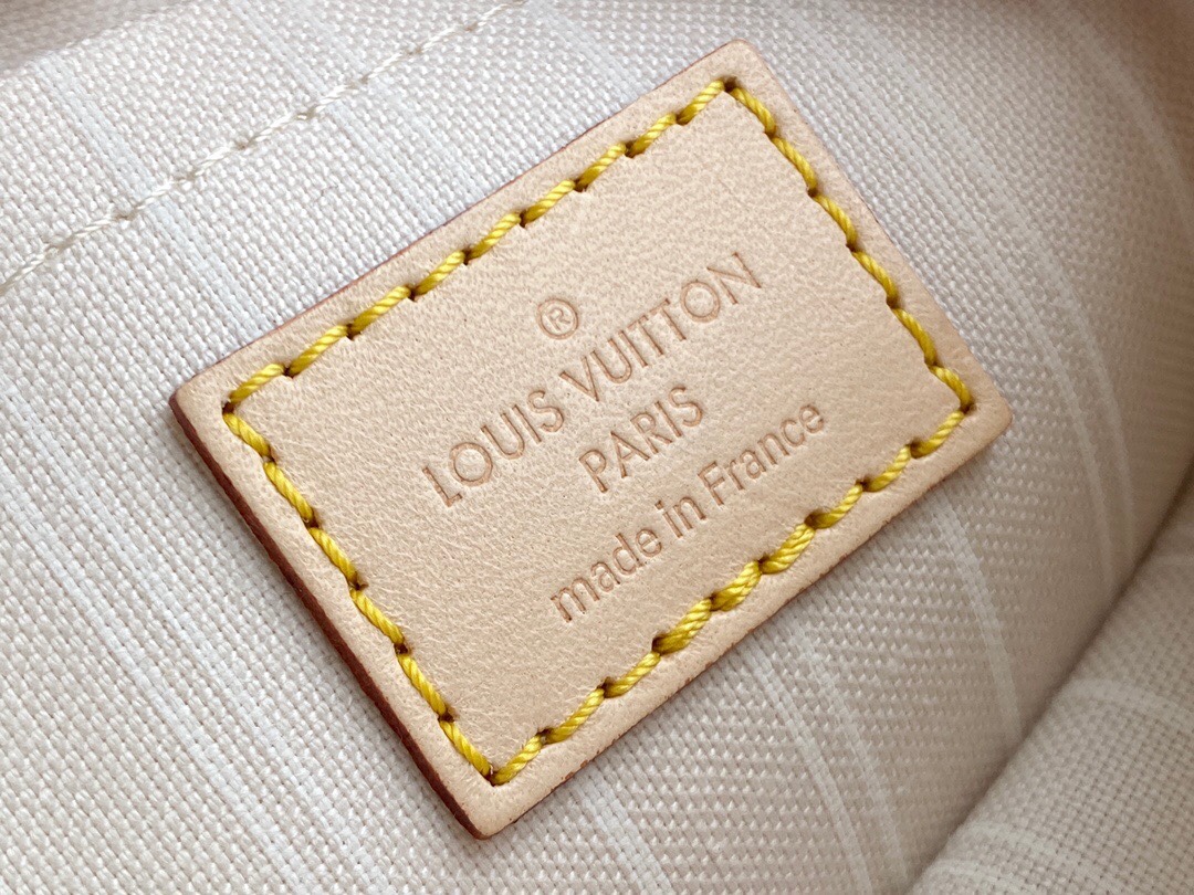 L*ouis V*uitton Top Bag 24 x 13.5 x 4 cm