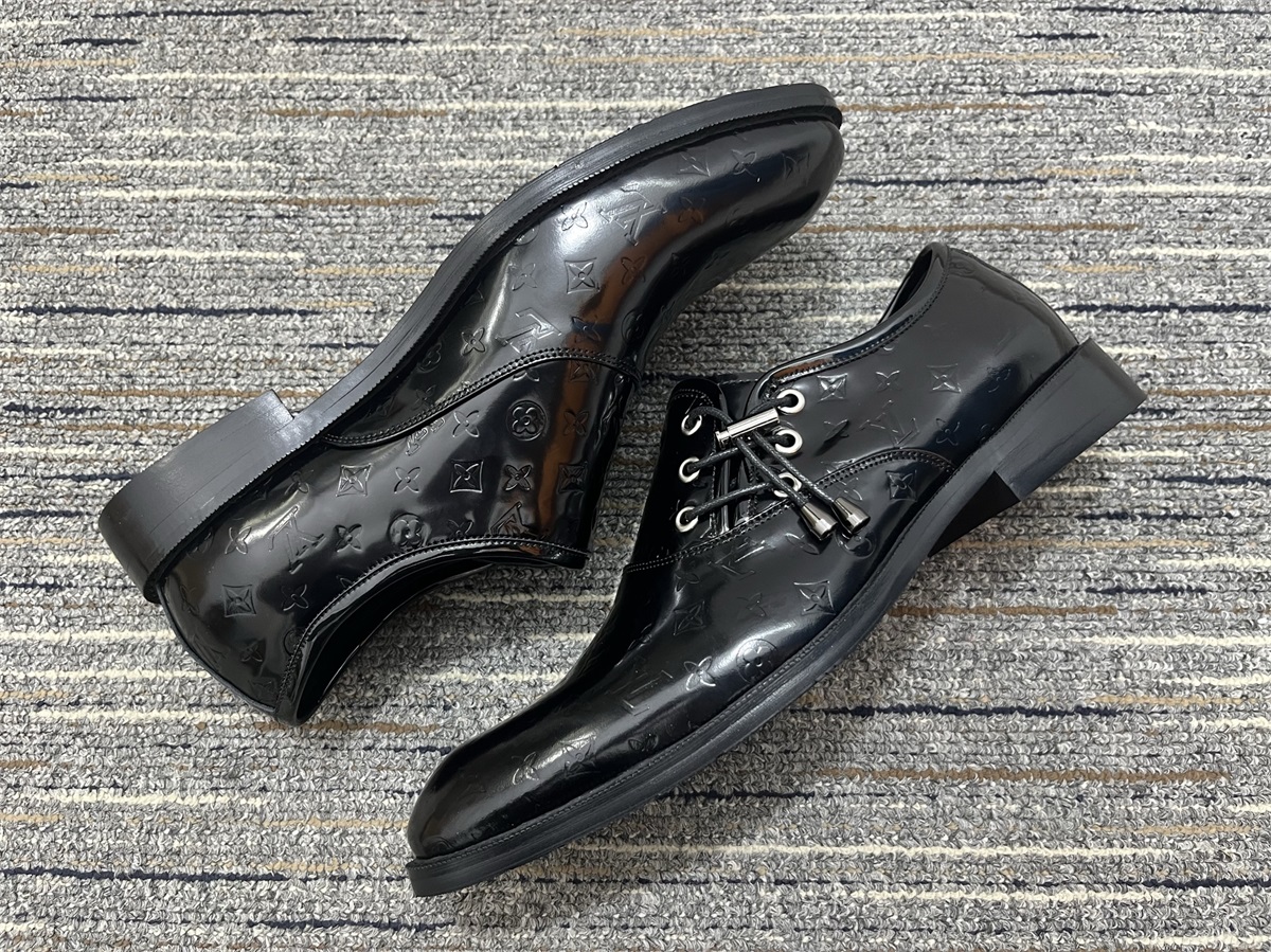 Men L*ouis V*uitton Top Sneaker