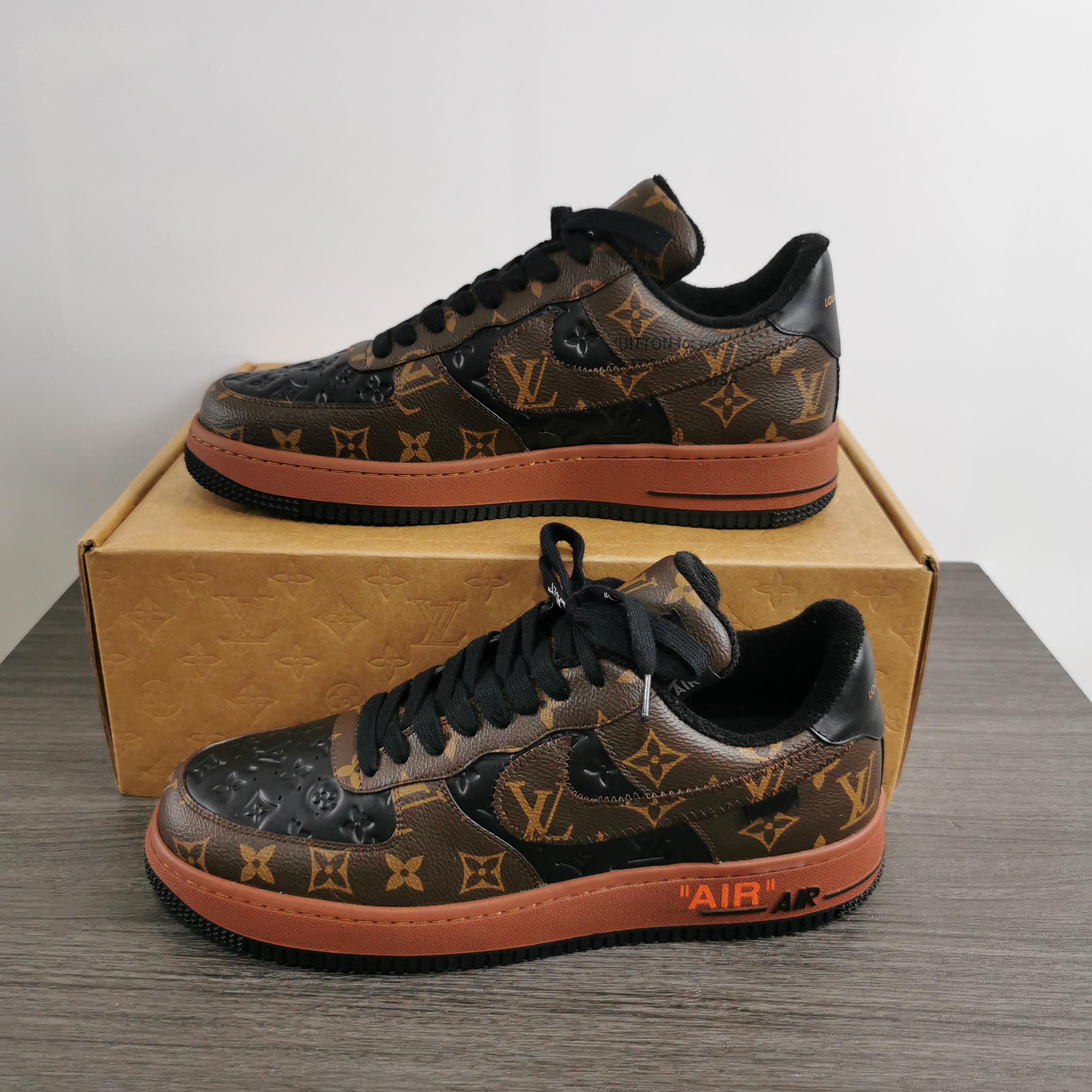 from O*ff-W*hite x Nike Air Force 1 x L*V Low