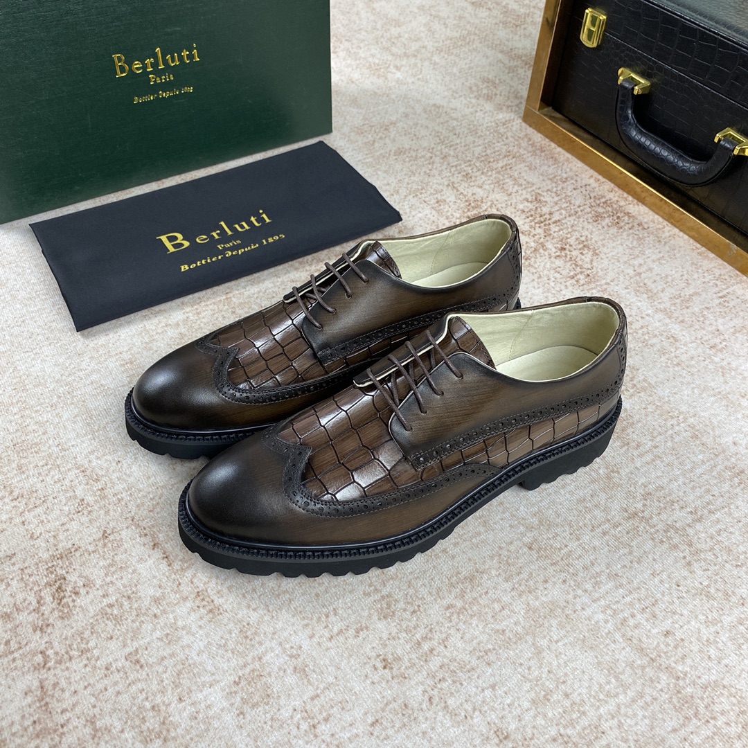 Men B*erluti Top Loafer