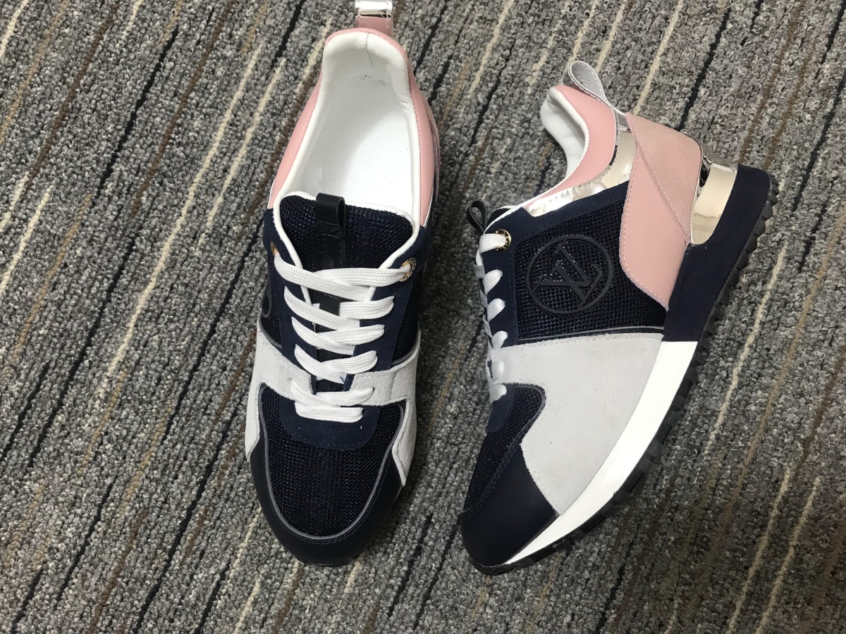 Women L*ouis V*uitton Run Away Top Sneaker