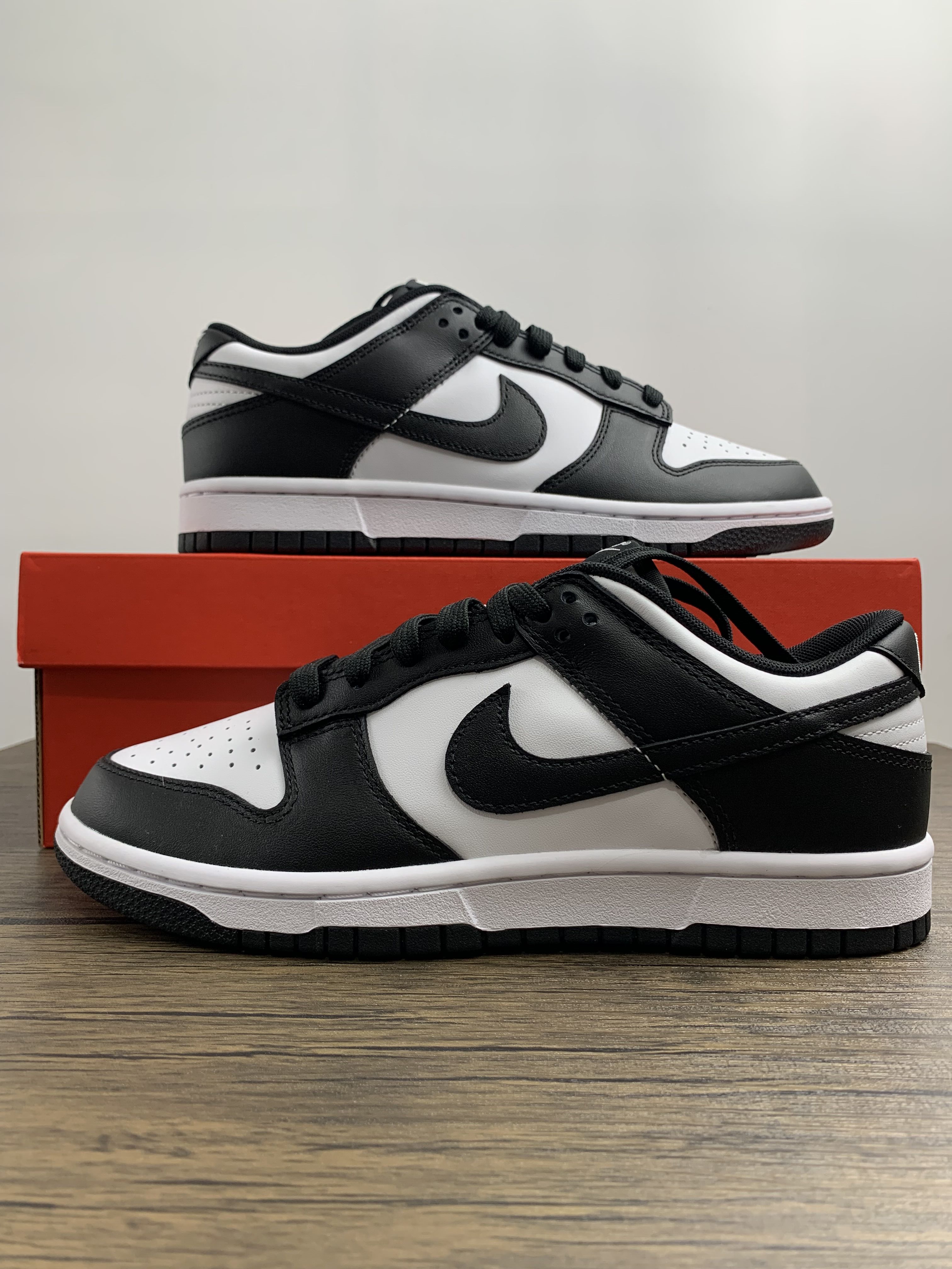 from Nike sb Dunk Low