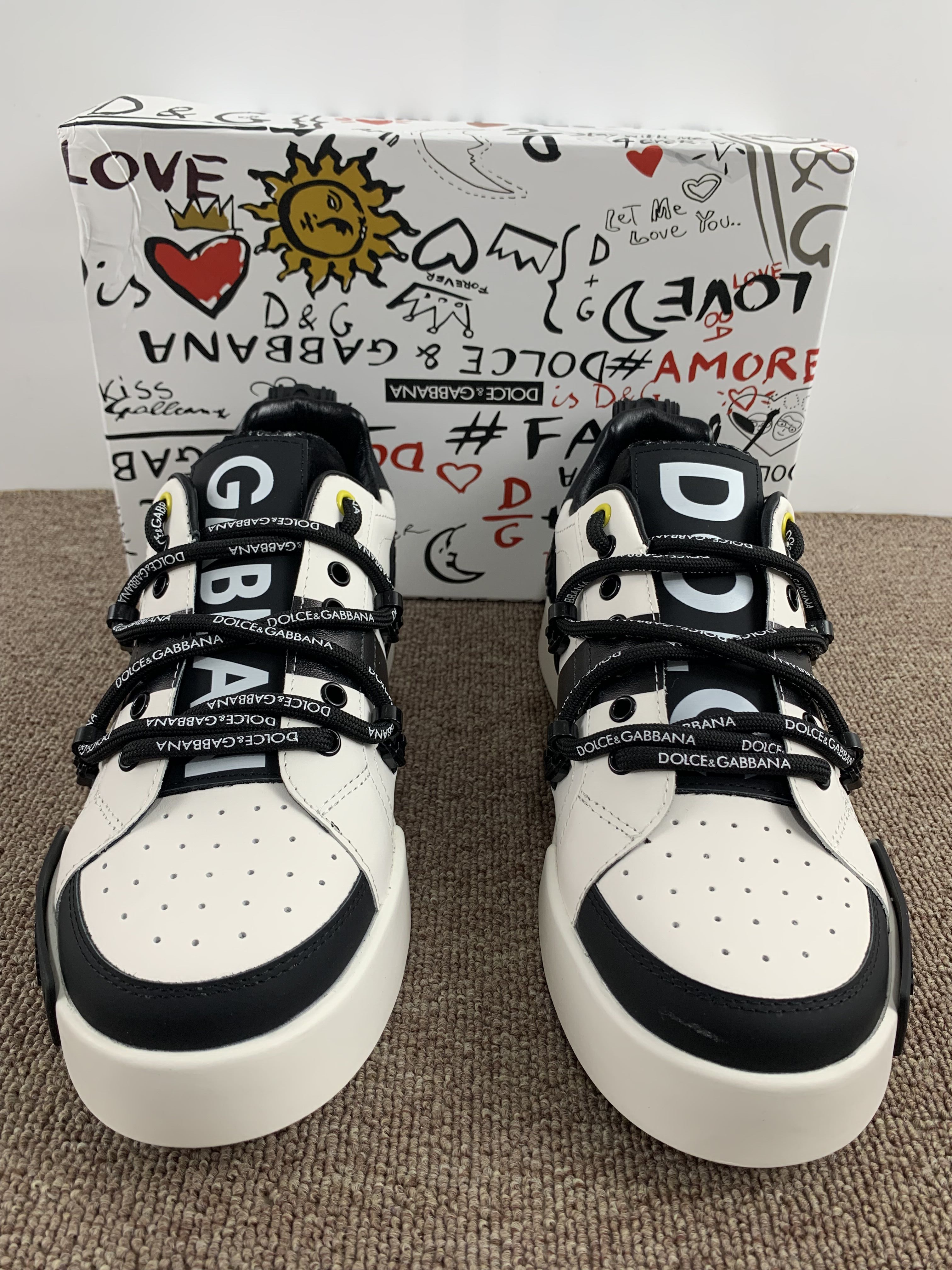 D*olce&G*abbana sneaker