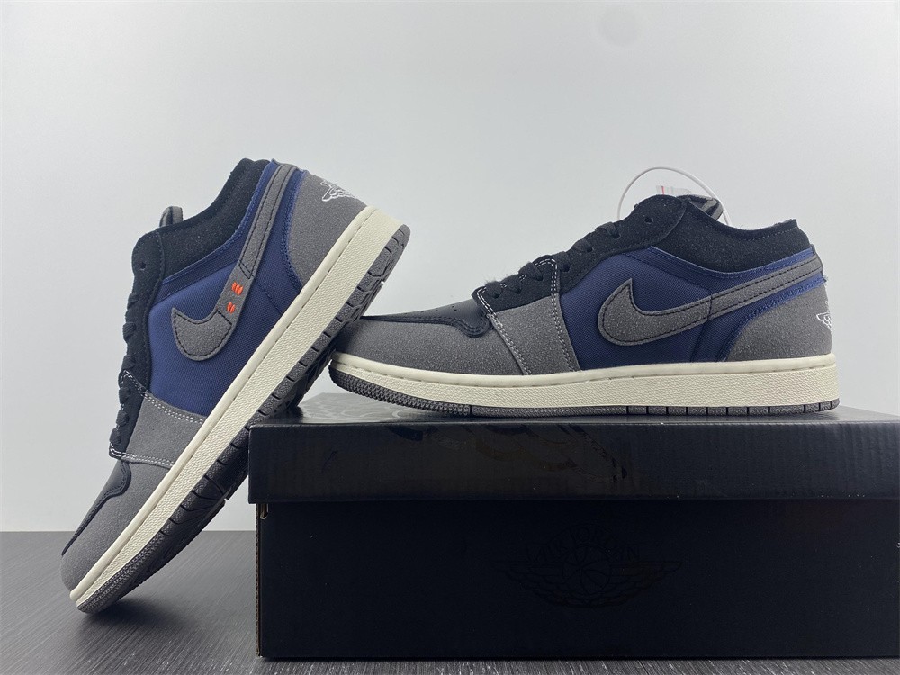 Air Jordan 1 Low