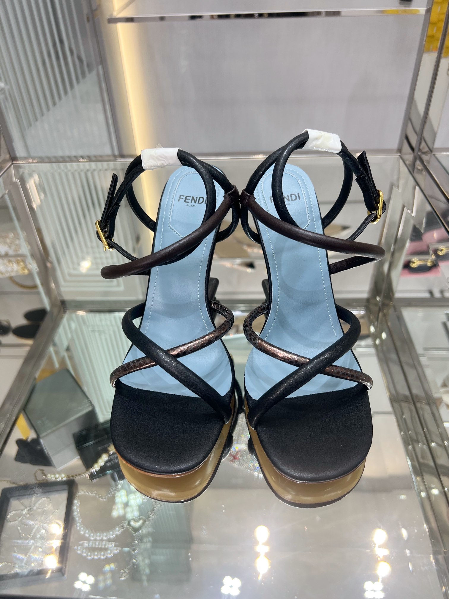 Women F*endi Top Quality Sandals