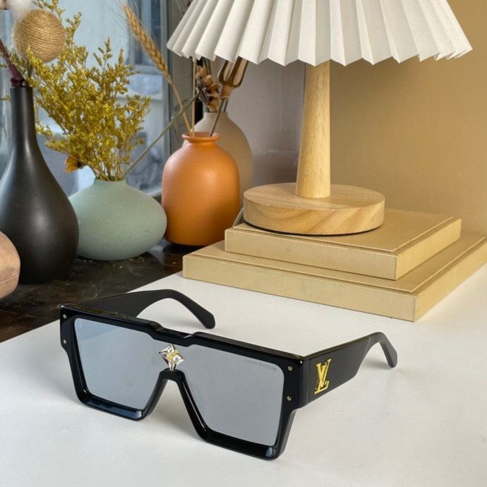 Top Quality L*ouis V*uitton Glasses