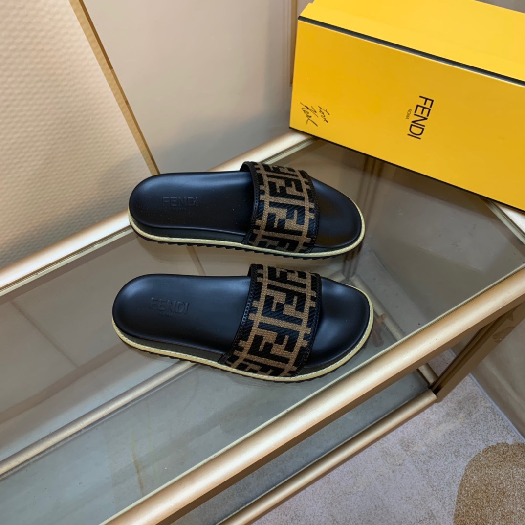 Men F*endi Top Slippers