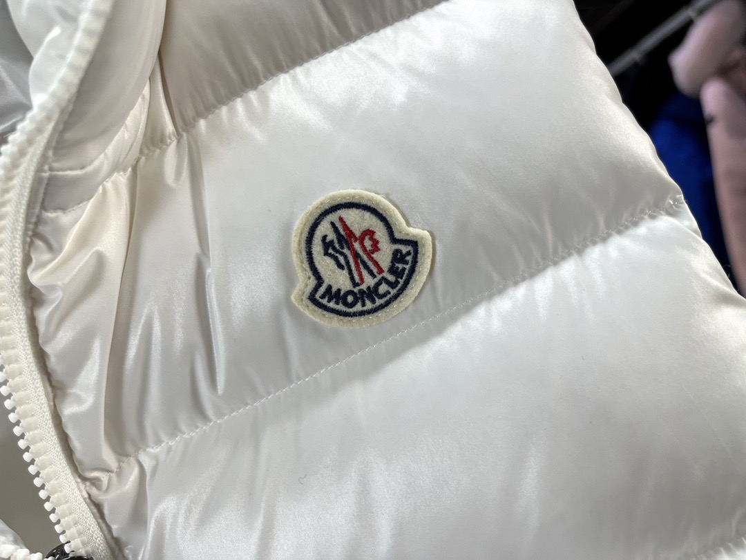 Women MEN Down vest; M*oncler Top Quality 2022