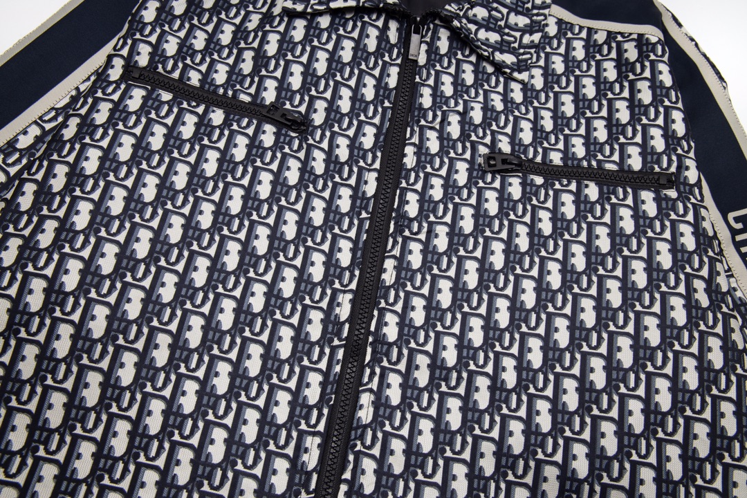 Men Jacket/Sweater Top Quality