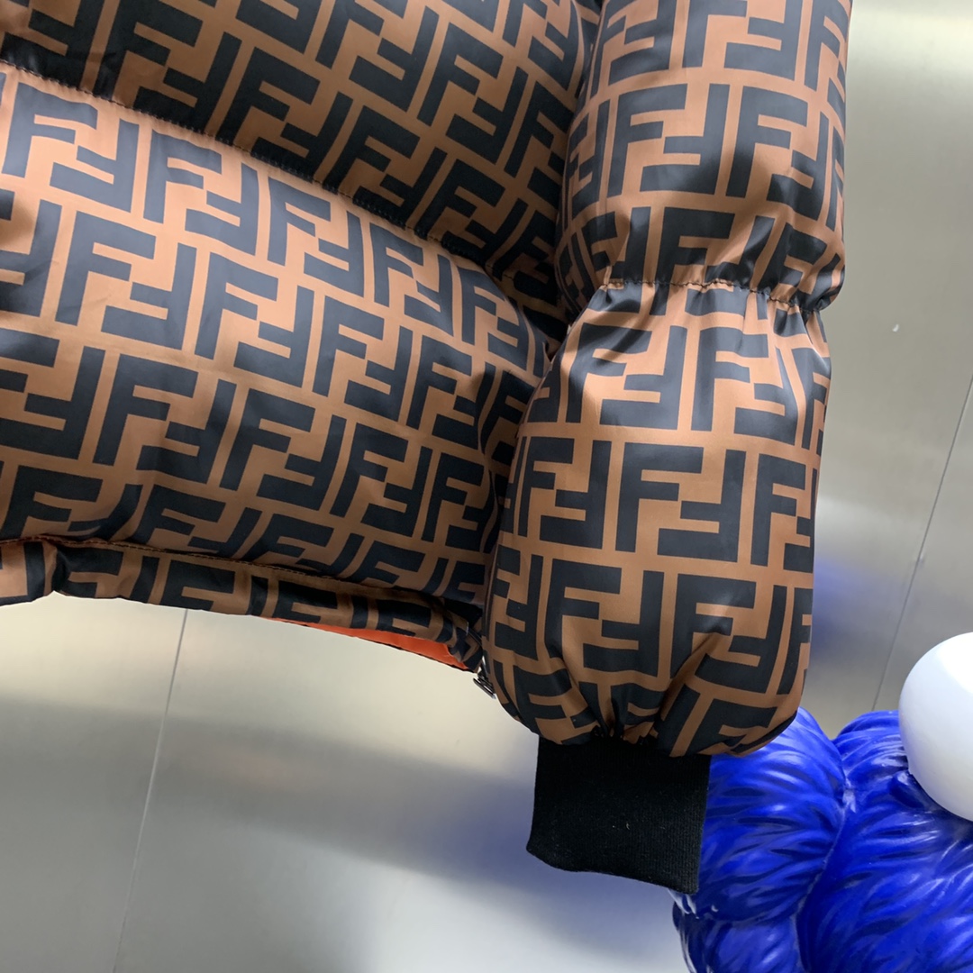 Women Jacket/Sweater Top Quality