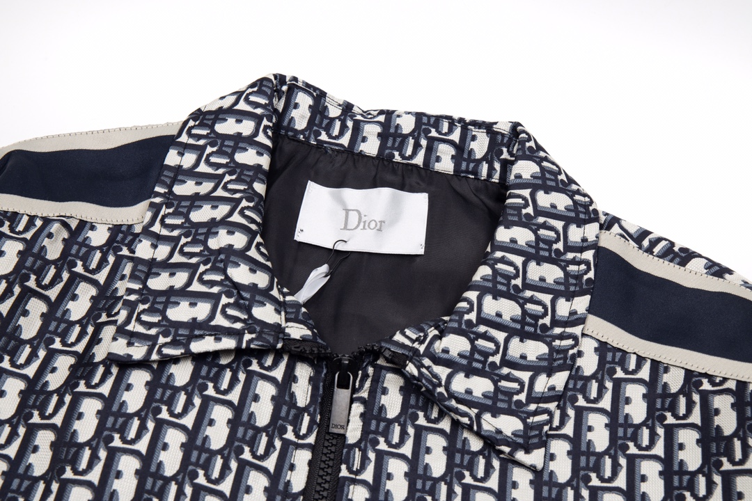 Men Jacket/Sweater Top Quality