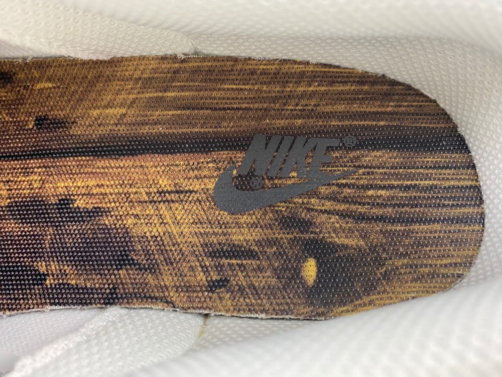 from Nike SB DUNK LOW Sesame DZ4853-200