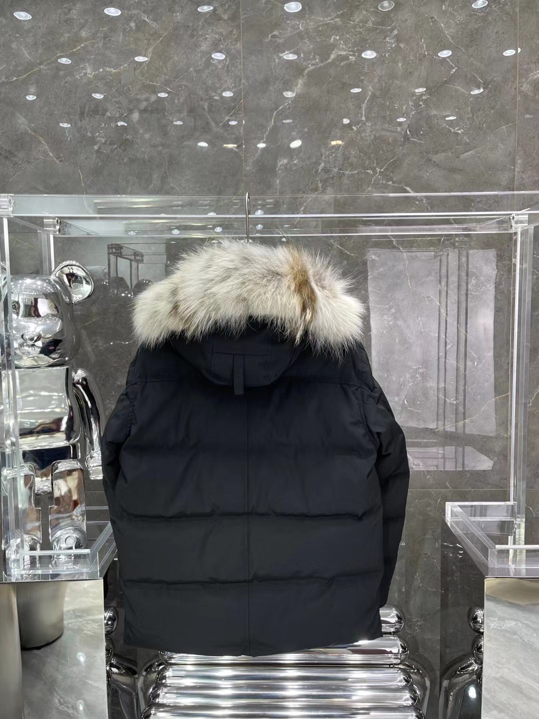 Men Women Down jacket Maikesneakers