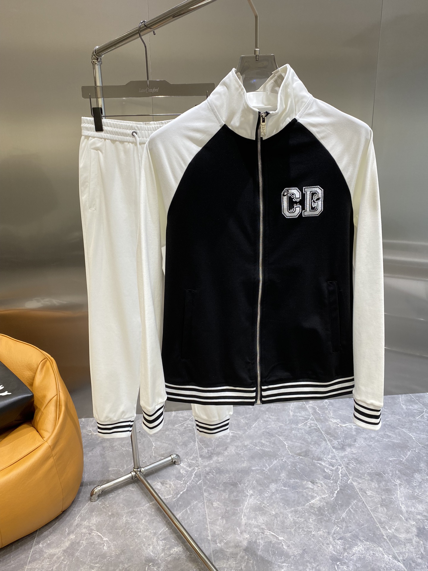 Men Sets Top Quality