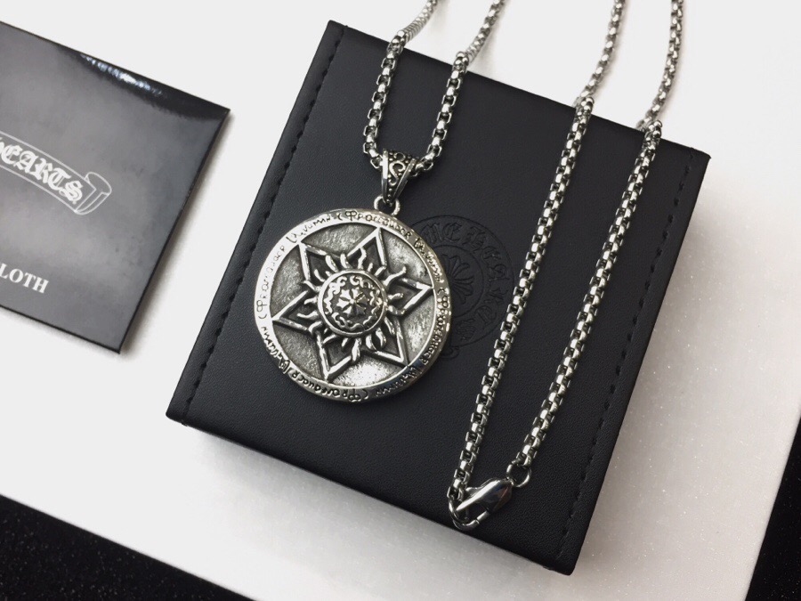 Necklace C*hrome H*earts