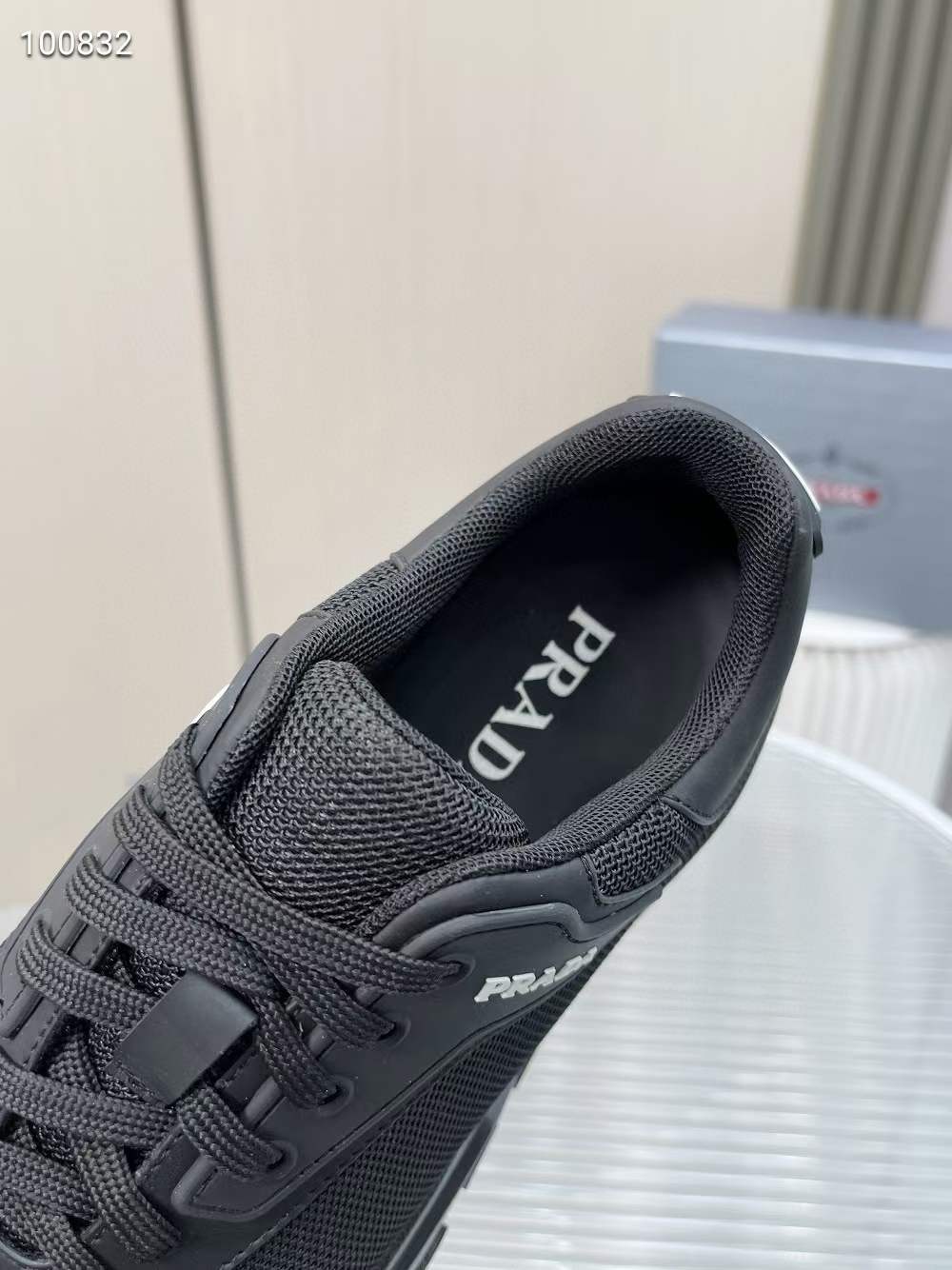 Men P*rada Top Sneaker （ ）