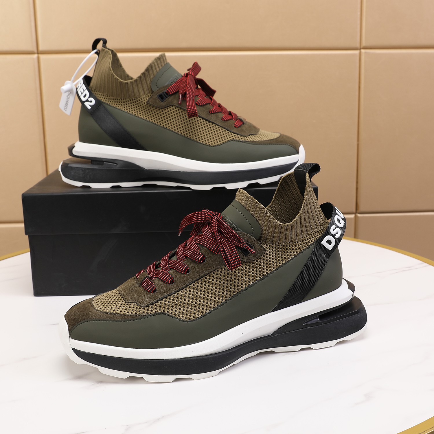 Men O*ff W*hite Top Sneakers