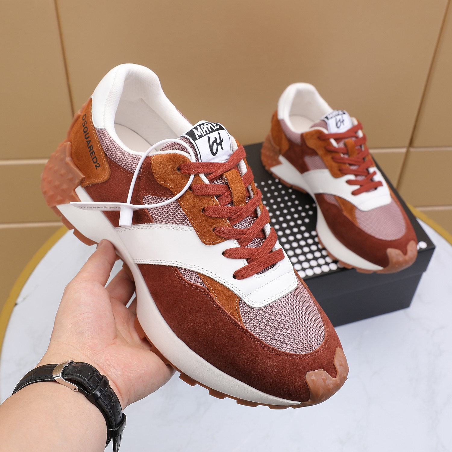 Men O*ff W*hite Top Sneakers