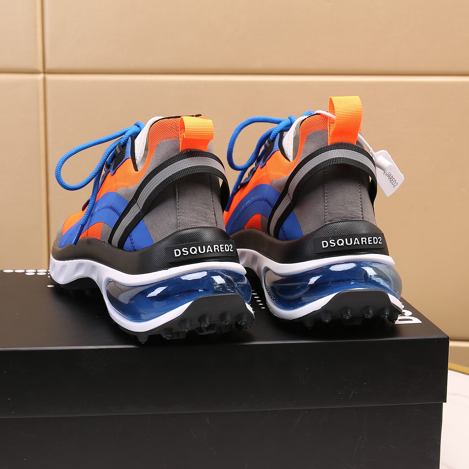 Men O*ff W*hite Top Sneakers