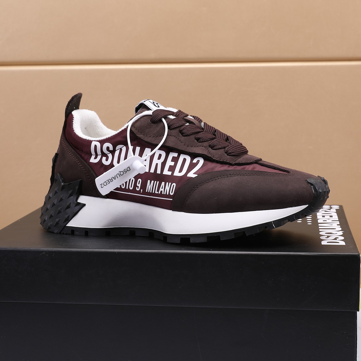 Men O*ff W*hite Top Sneakers