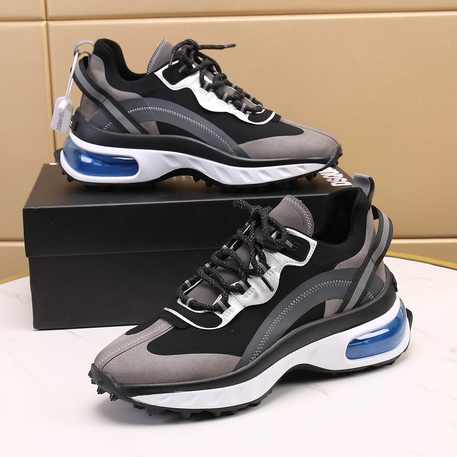 Men O*ff W*hite Top Sneakers