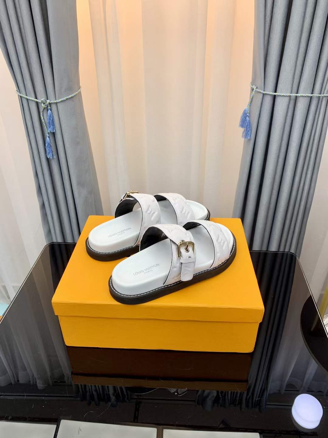 Copy Women Men L*ouis V*uitton Top Slippers