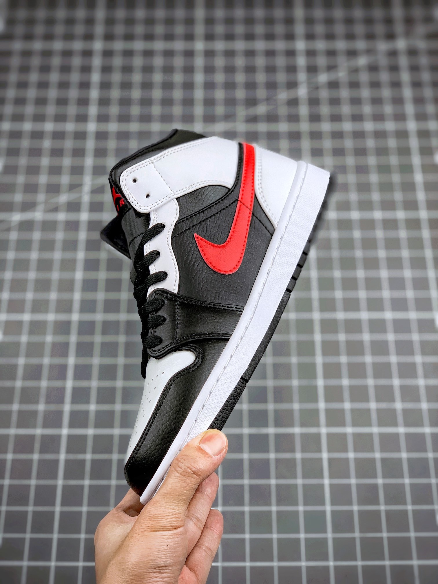 Nike Air Jordan 1 High AJ1