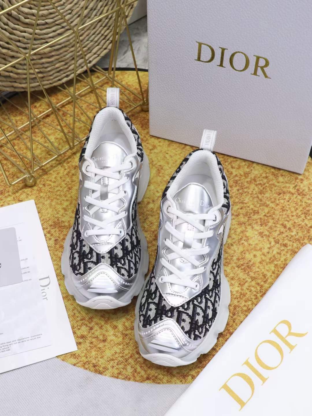 Men Women D*ior Top Sneakers ()