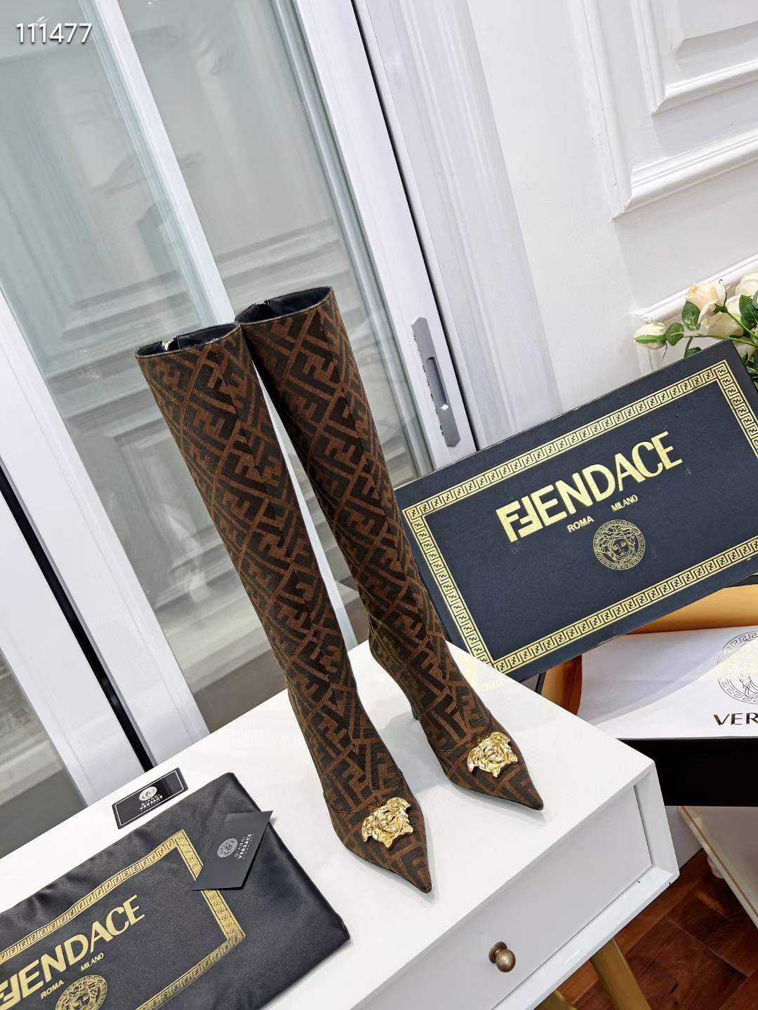 Women F*endi Top boots