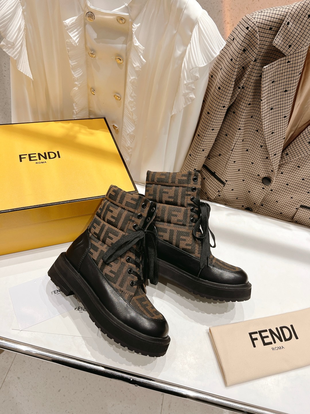 Women F*endi Top Boots Maikesneakers