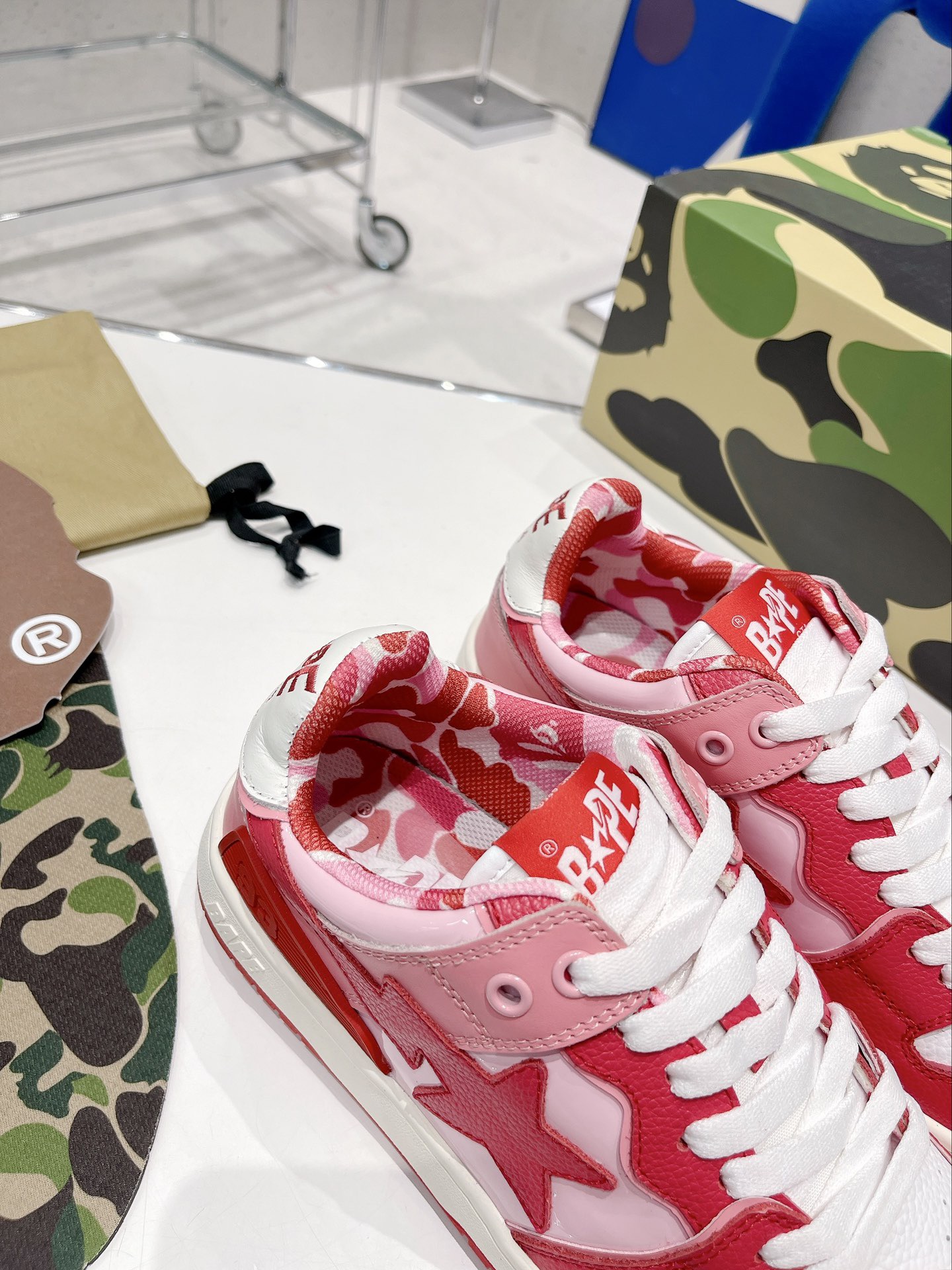 Men Women B*ape sta to low Top Sneaker