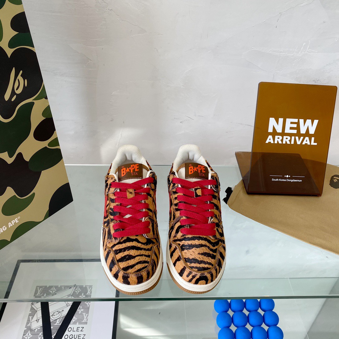 Women B*ape sta to low Top Sneaker