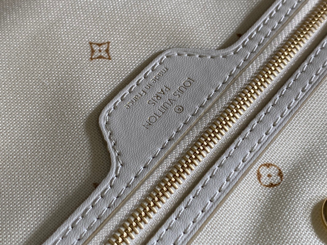 L*ouis V*uitton m59859 Top Bag