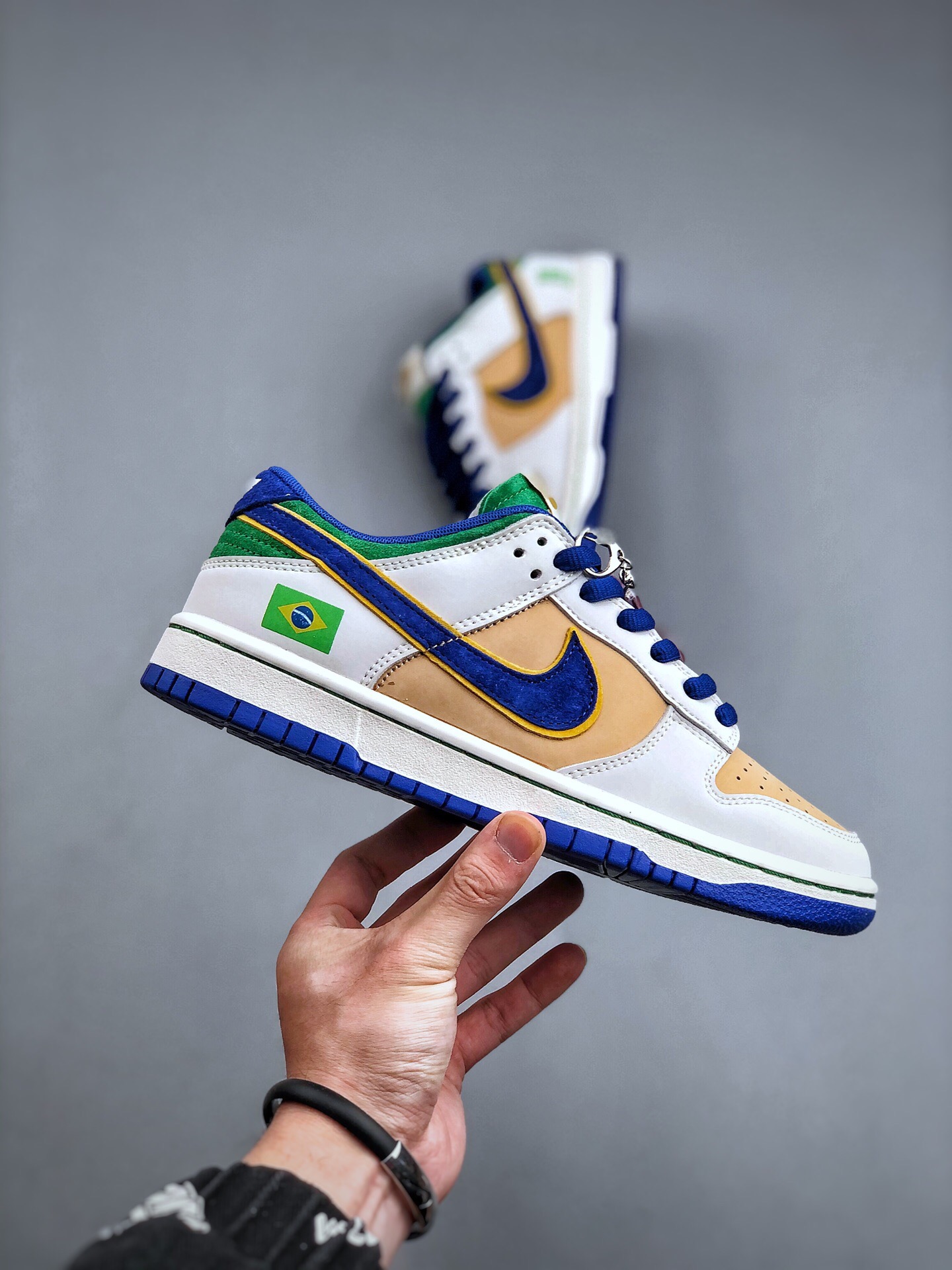 Nike SB Dunk Low