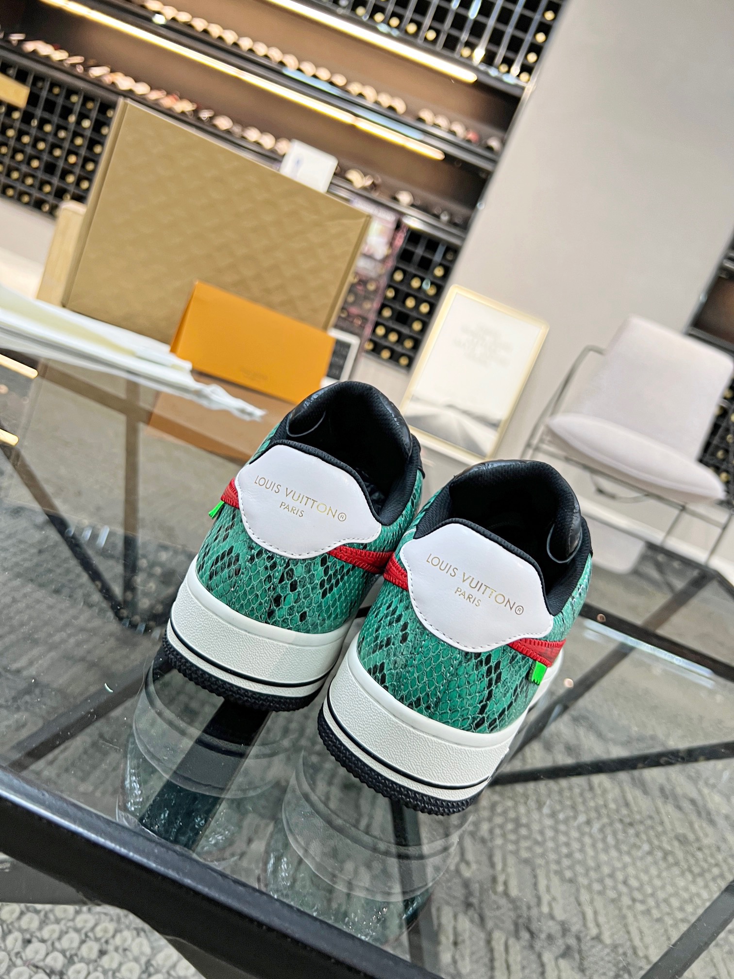 Men Women L*ouis V*uitton x NIKE Sneakers Maikesneakers