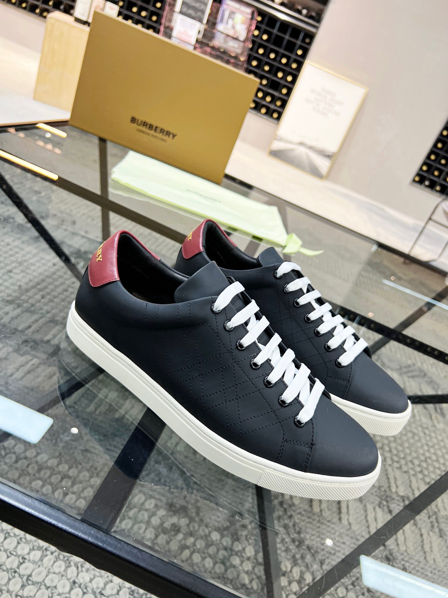 Men B*rberry Sneaker （）