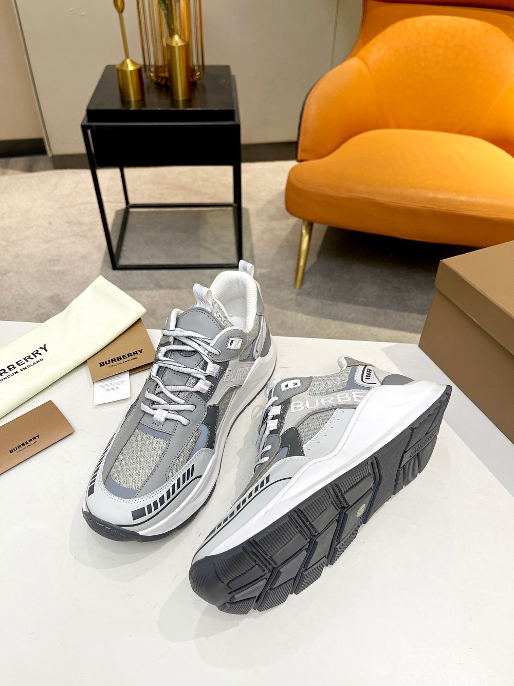 Men B*rberry Sneaker ()