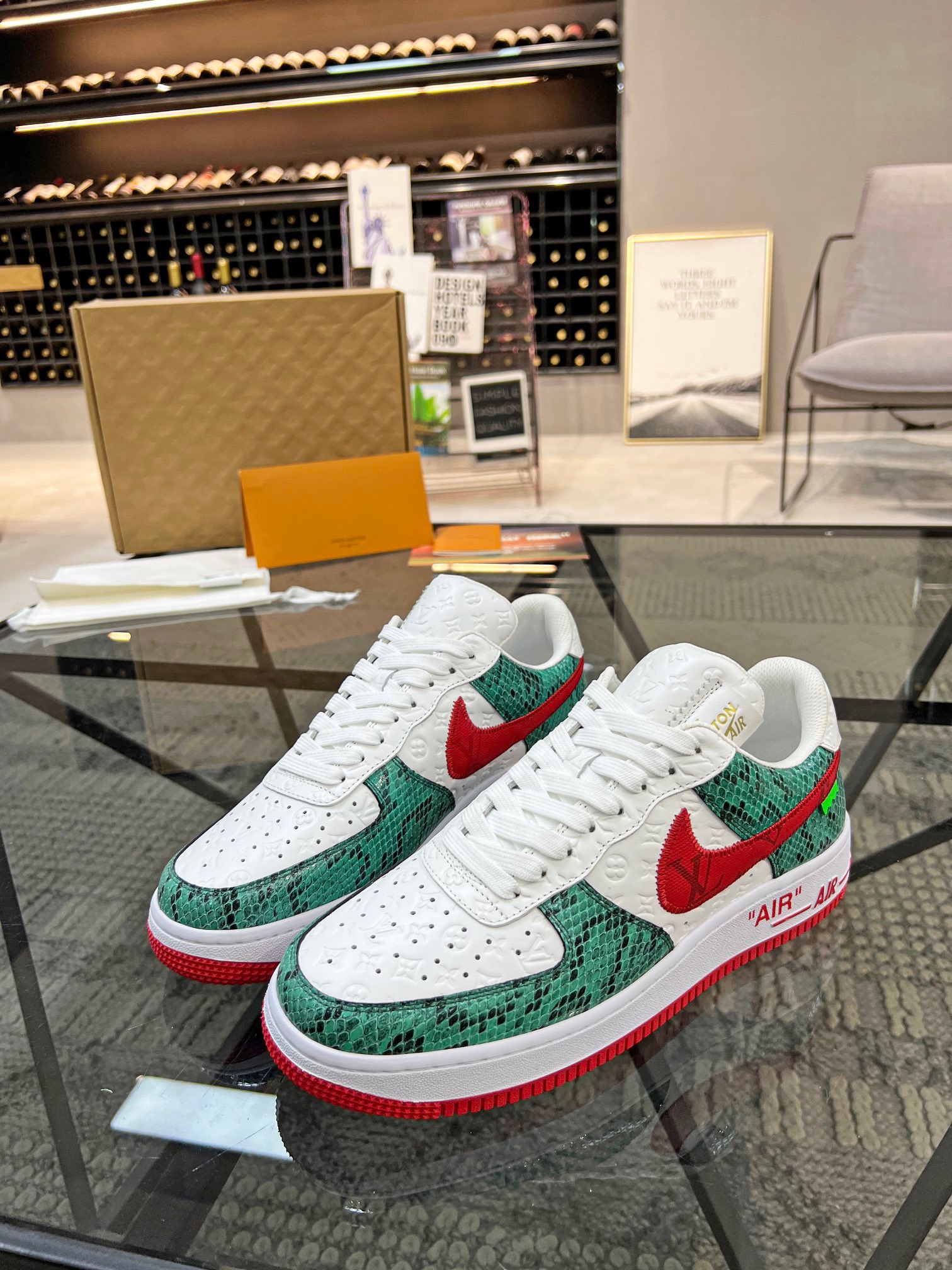 Men Women L*ouis V*uitton x NIKE Sneakers Maikesneakers