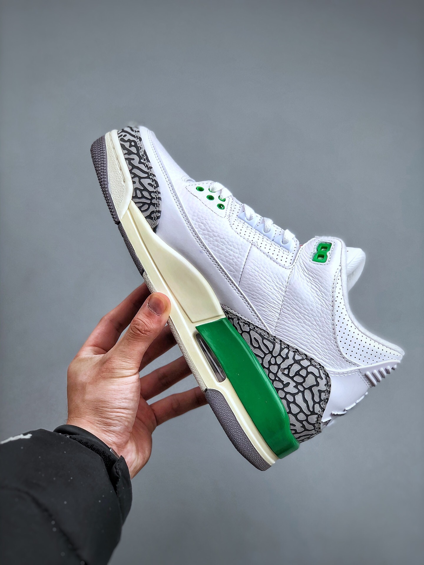 NIKE Air Jordan 3